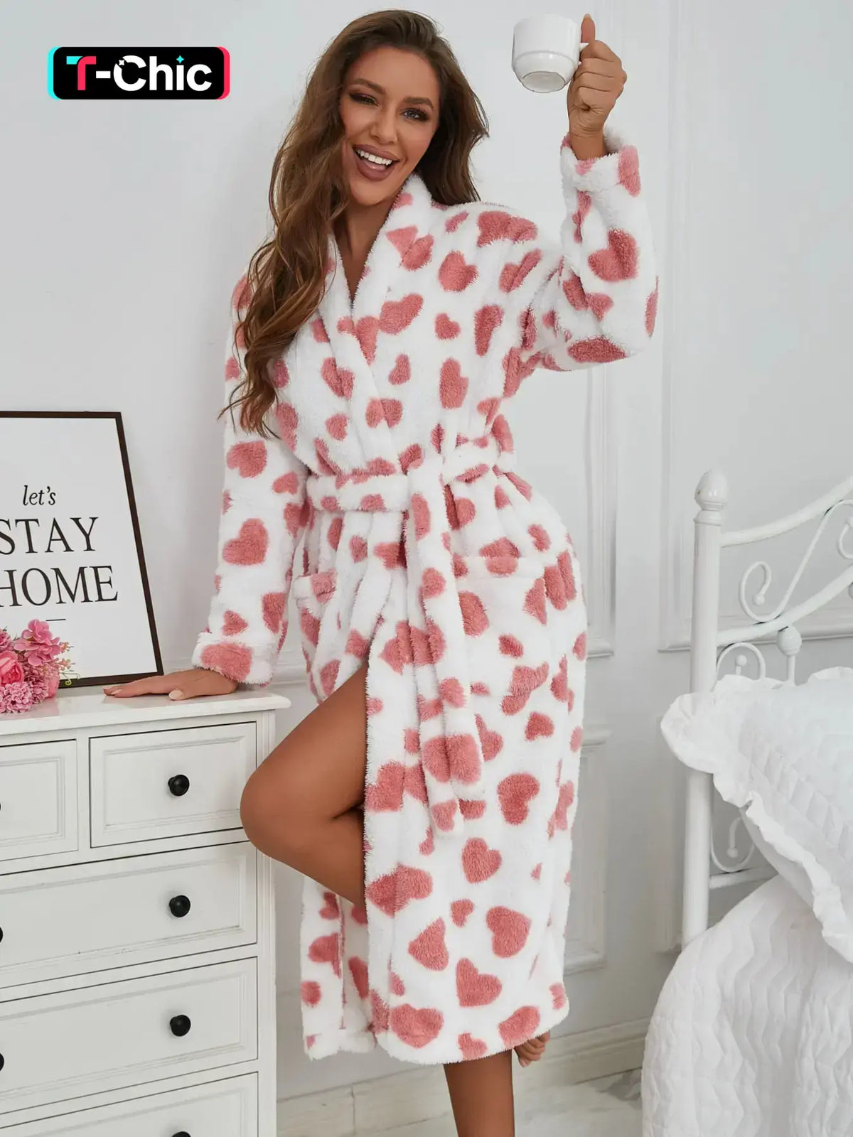 Women's Heart Print Belted Pocket Lounge Bathrobe with Belt, Casual Long Sleeve V Neck Warm Robe, Ladies Sleepwear for Fall & Winter, Loungewear, Night Gown, Womenswear, Homewear