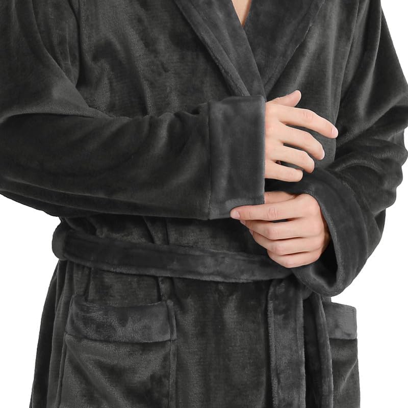 Yurhap Hooded Mens Robe, Cozy Fleece Bathrobe for Men, Plush Robe with Belt