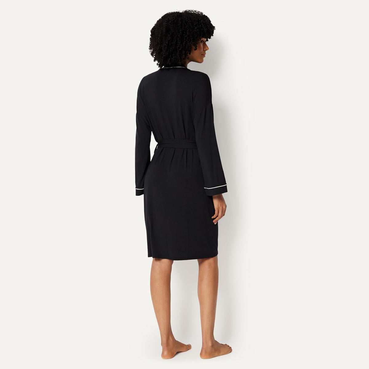 Amazon Essentials Women's Long Sleeve Robe, Modal-Blend Bathrobe