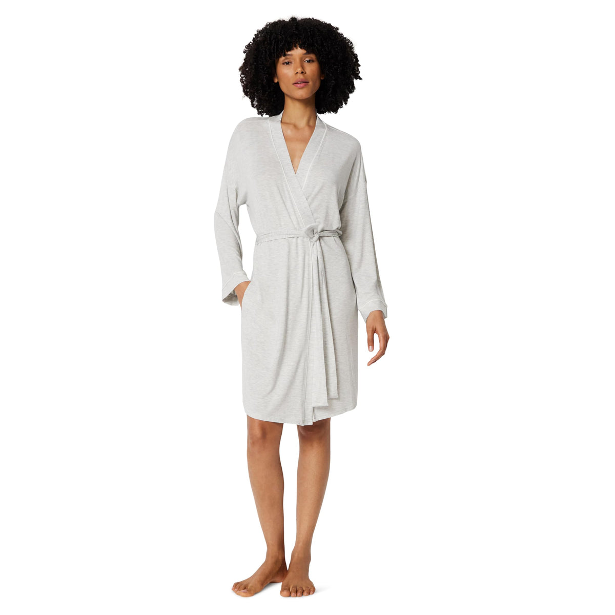 Amazon Essentials Women's Long Sleeve Robe, Modal-Blend Bathrobe