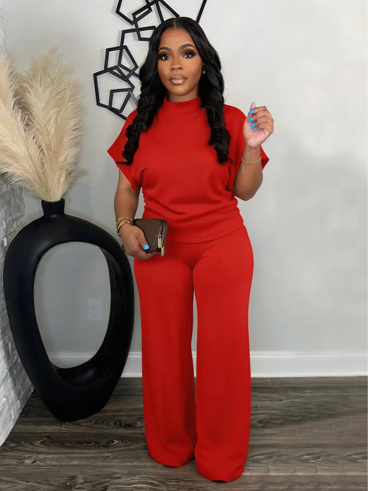 USBOUTIQUE CHIC Women's Stretchy Comfortable Two Piece Lounge Set Short Sleeve Top and Drawstring Pants Casual Everyday Relaxed Fit