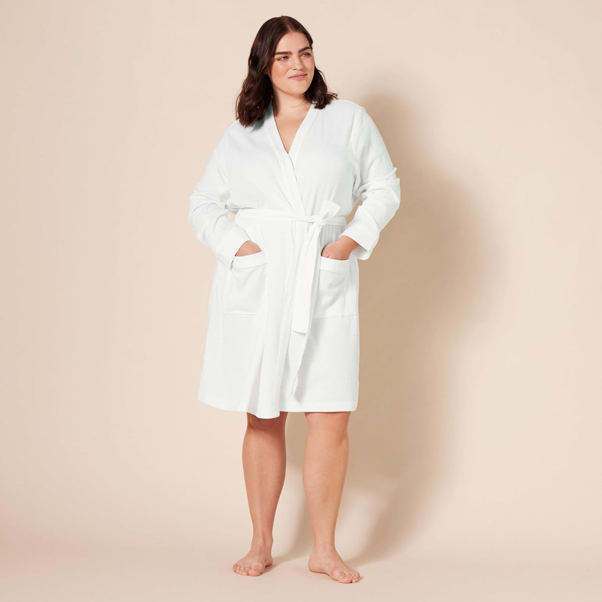 Amazon Essentials Women's Lightweight Waffle Bath Robe (Available in Plus Size)
