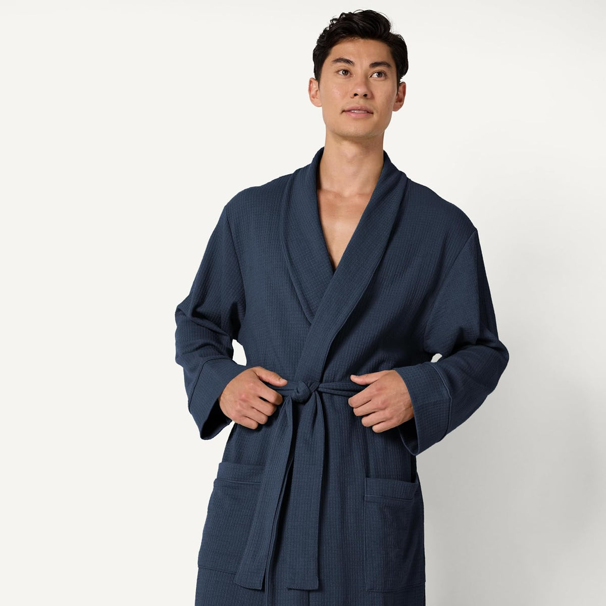 Amazon Essentials Men's Lightweight Cotton Waffle Bath Robe, Mid-Length Loungewear (Available in Big & Tall)