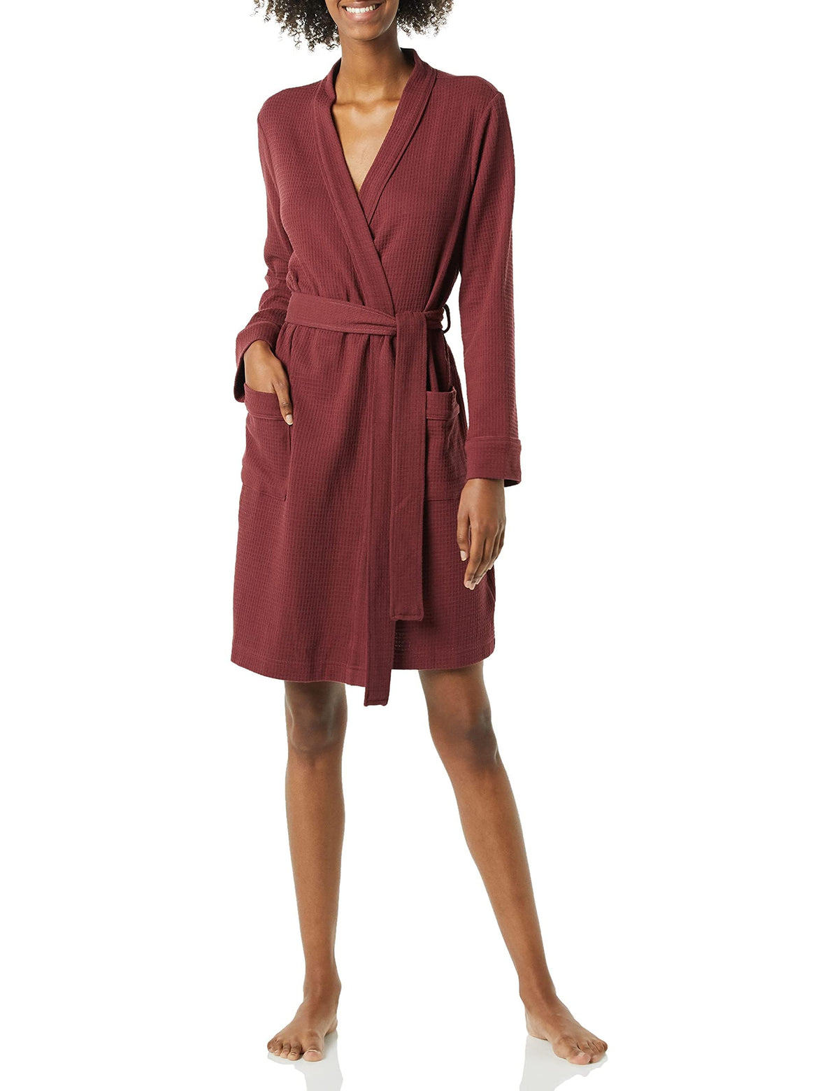 Amazon Essentials Women's Lightweight Waffle Bath Robe (Available in Plus Size)