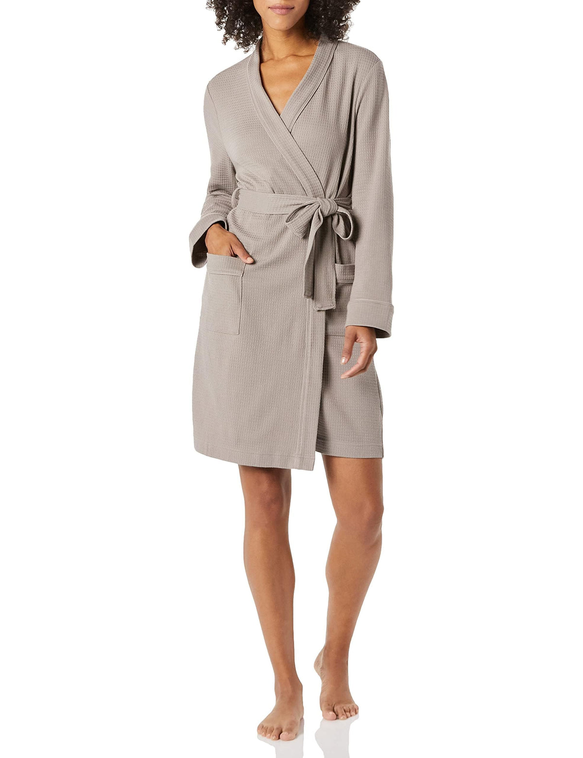 Amazon Essentials Women's Lightweight Waffle Bath Robe (Available in Plus Size)