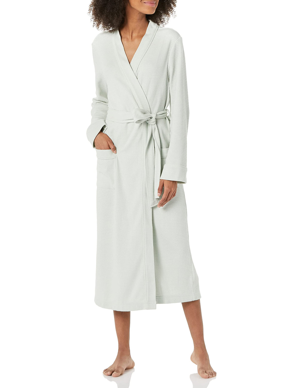 Amazon Essentials Women's Lightweight Waffle Bath Robe (Available in Plus Size)
