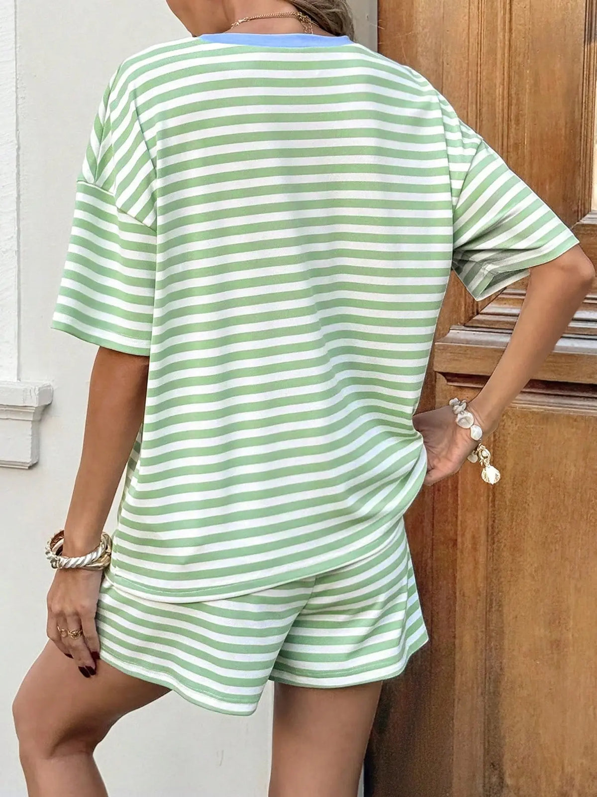 2-Piece Women's Striped Lightweight Loungewear Set, Contrast Crew Neck Short Sleeve Top and Drawstring Shorts, Effortless Casual Outfit PJ Set