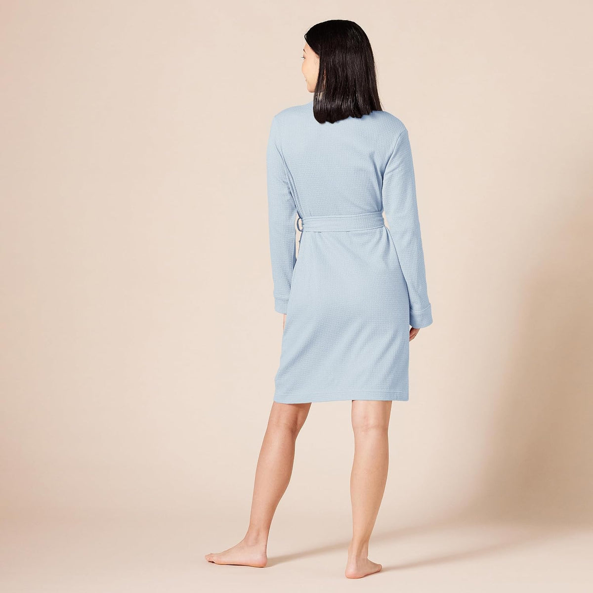 Amazon Essentials Women's Lightweight Waffle Bath Robe (Available in Plus Size)