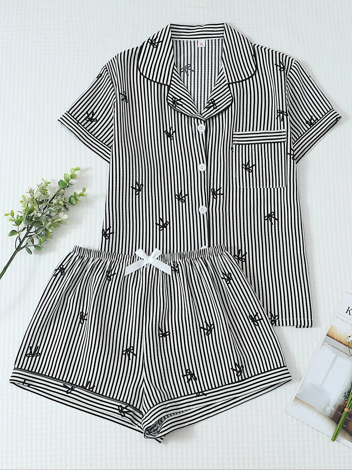 Women's Bow Print Stripe Shirt & Shorts Pyjama, Casual Comfy Short Sleeve Woven Pj Set, Ladies Sleepwear for Summer, Pajamas Sleepwear, Loungewear, Pajama Set