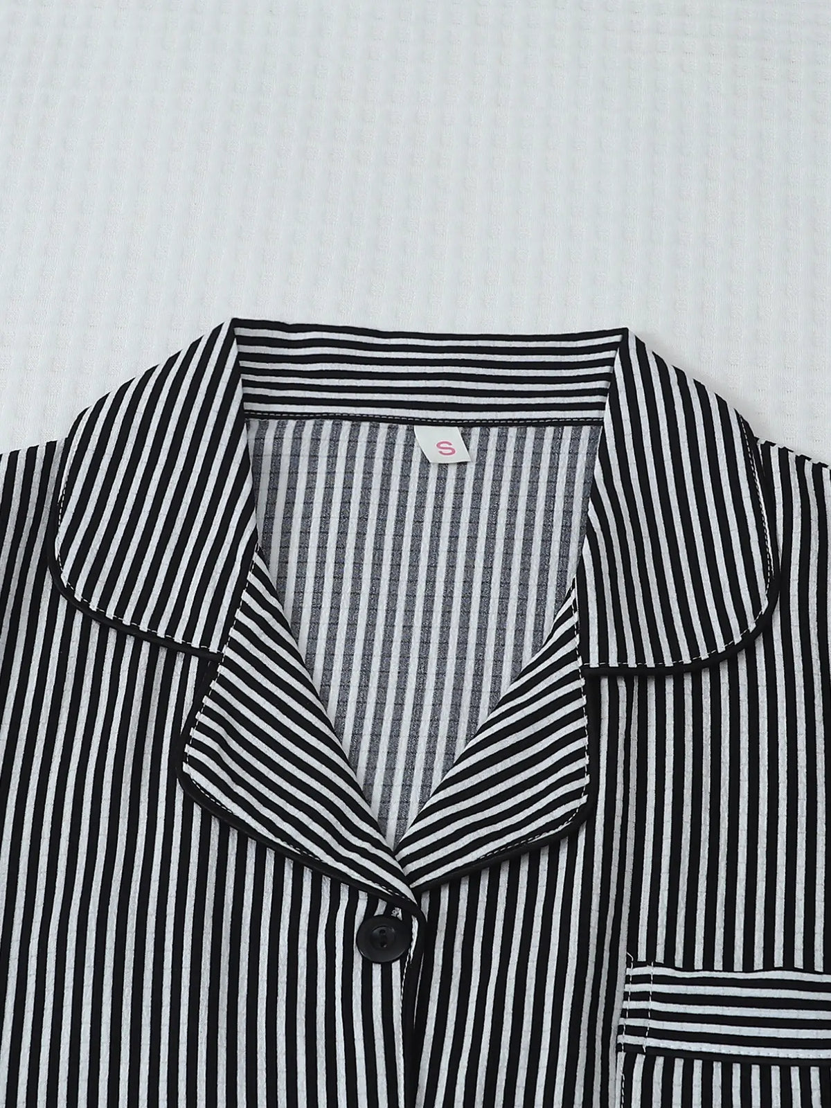 Women's Striped Print Button Front Short Sleeve Top and Bow Tie Long Pants Pajama Set, Casual Home Wear, All Seasons Loungewear, Nightwear Sleepwear