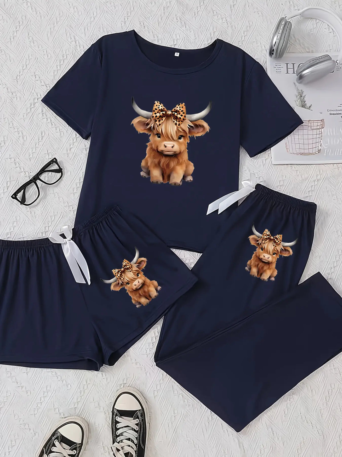 Cartoon Highland Cow Print Women's Pajama Sets, Casual Pajamas Set, Casual Comfy Pajama, Matching Pyjamas, Casual All Seasons Nightwear, Fitted Knitted Fabric Sleepwear & Loungewear