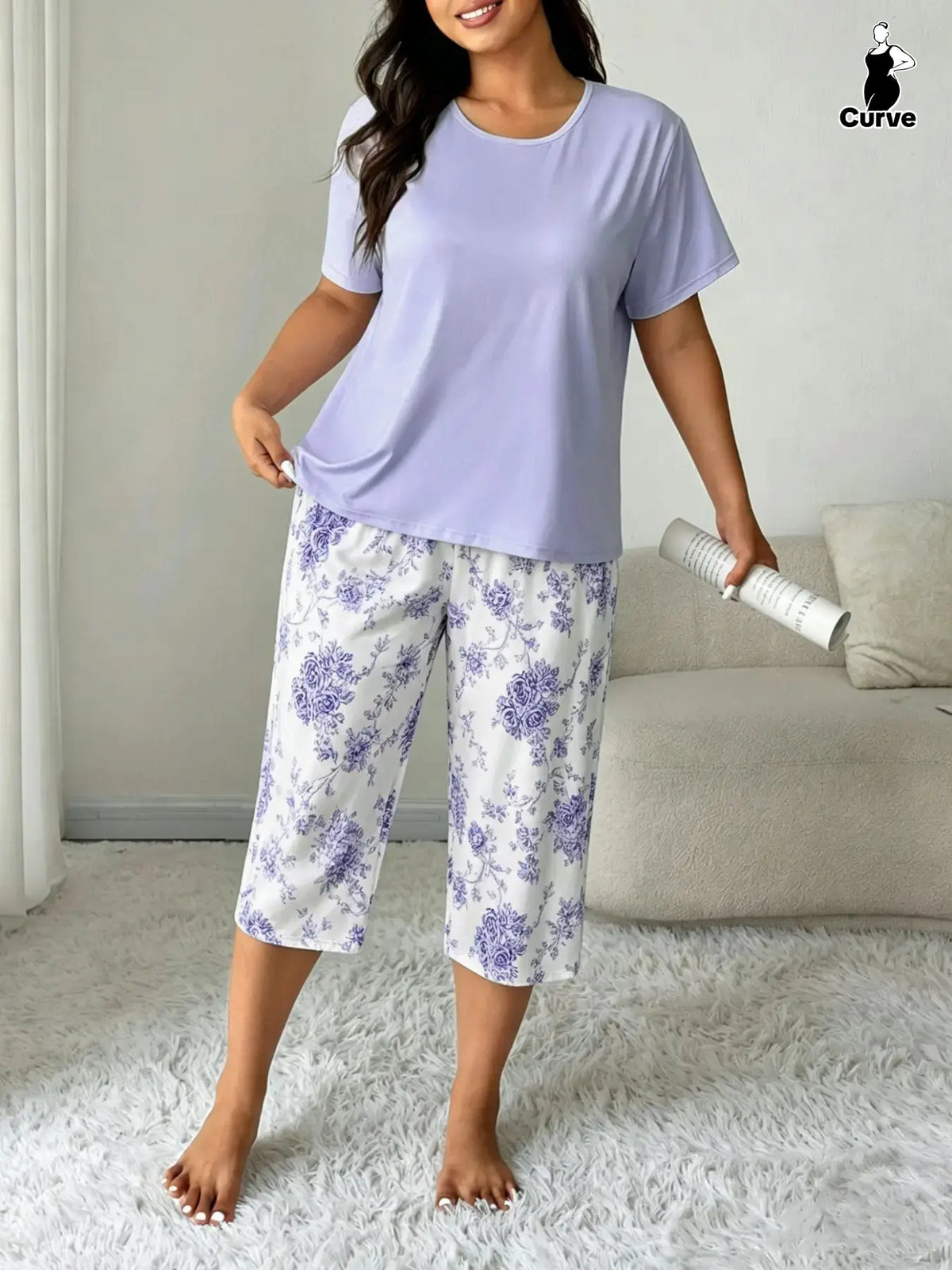Plus Size Floral Print Tee & Capri Pants Pyjama Two-Piece Set, Casual Comfy Round Neck Short Sleeve T-Shirt & Trousers, PJ Set, Women's Sleepwear for Summer