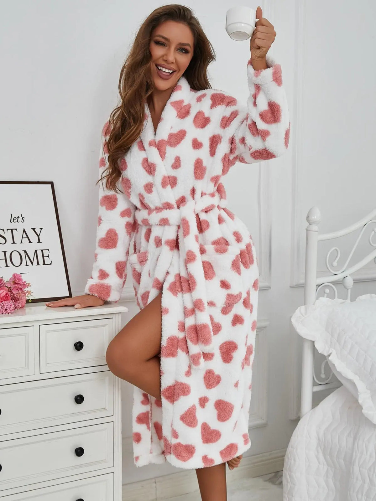 Women's Heart Print Belted Pocket Lounge Bathrobe with Belt, Casual Long Sleeve V Neck Warm Robe, Ladies Sleepwear for Fall & Winter, Loungewear, Night Gown, Womenswear, Homewear