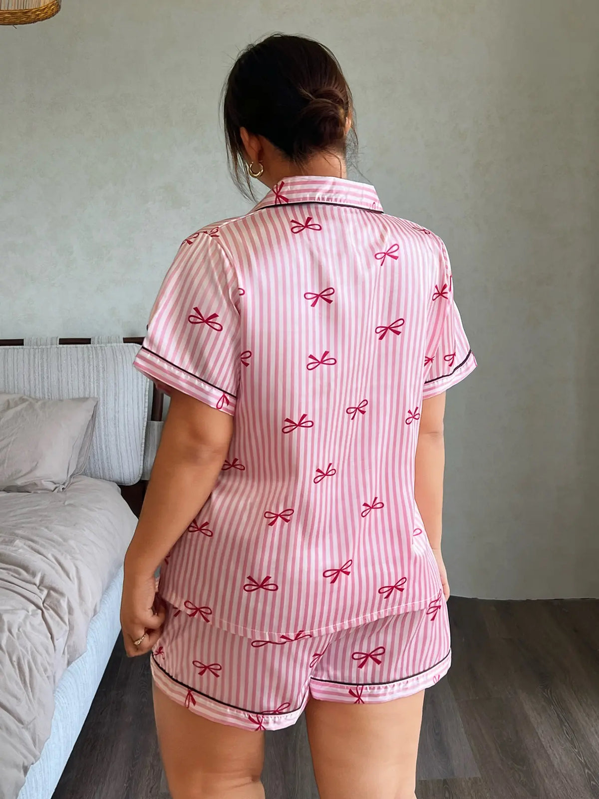 Women's Plus Size Satin Pajama Set, Cute Striped Butterfly Print, Summer Short Sleeve Collared Top and Bow Shorts, Casual Home Wear, Loungewear Sleepwear Set, Shorts Pajamas Set