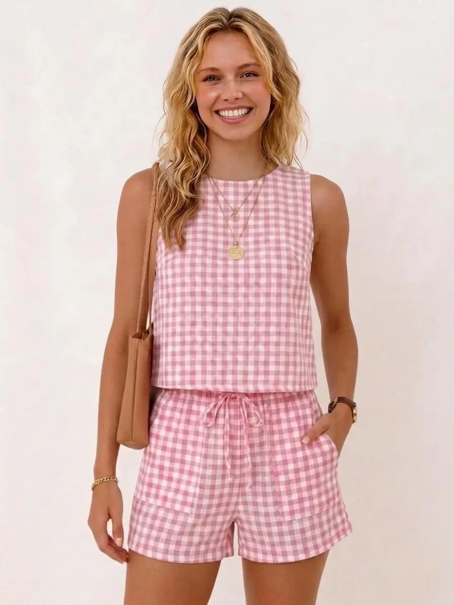 IDEALSANXUN Women's 2-Piece Casual Fashion Set - Sleeveless Round Neck (Crew Neck) Ribbed Gingham Knit Top & Above-the-Knee Shorts, Spring Summer Womenswear Clothing Set
