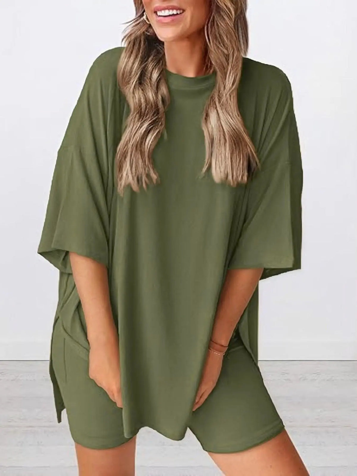 Women's Solid Color T-Shirt and Tight Shorts Set, Casual Summer Comfort Round Neck Sleepwear Loungewear, Pocket Design, Outdoor Wear, Lounge Clothes