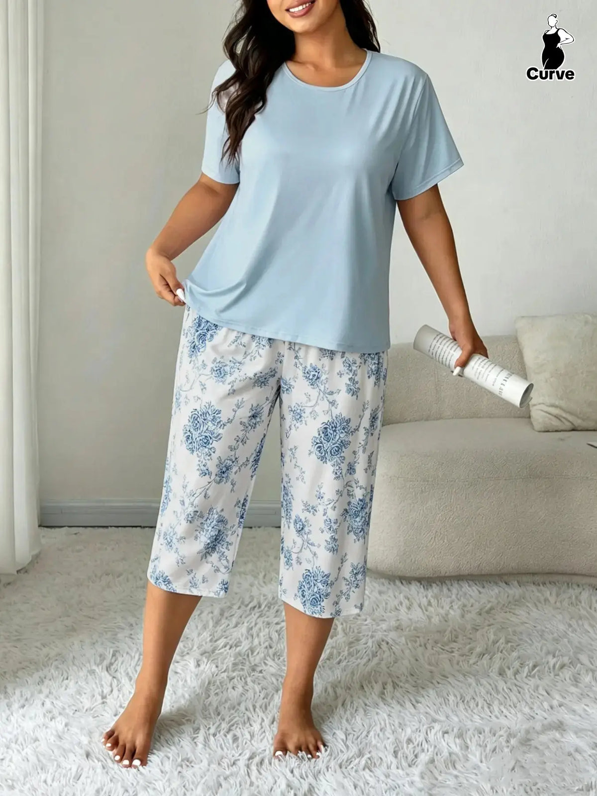 Plus Size Floral Print Tee & Capri Pants Pyjama Two-Piece Set, Casual Comfy Round Neck Short Sleeve T-Shirt & Trousers, PJ Set, Women's Sleepwear for Summer