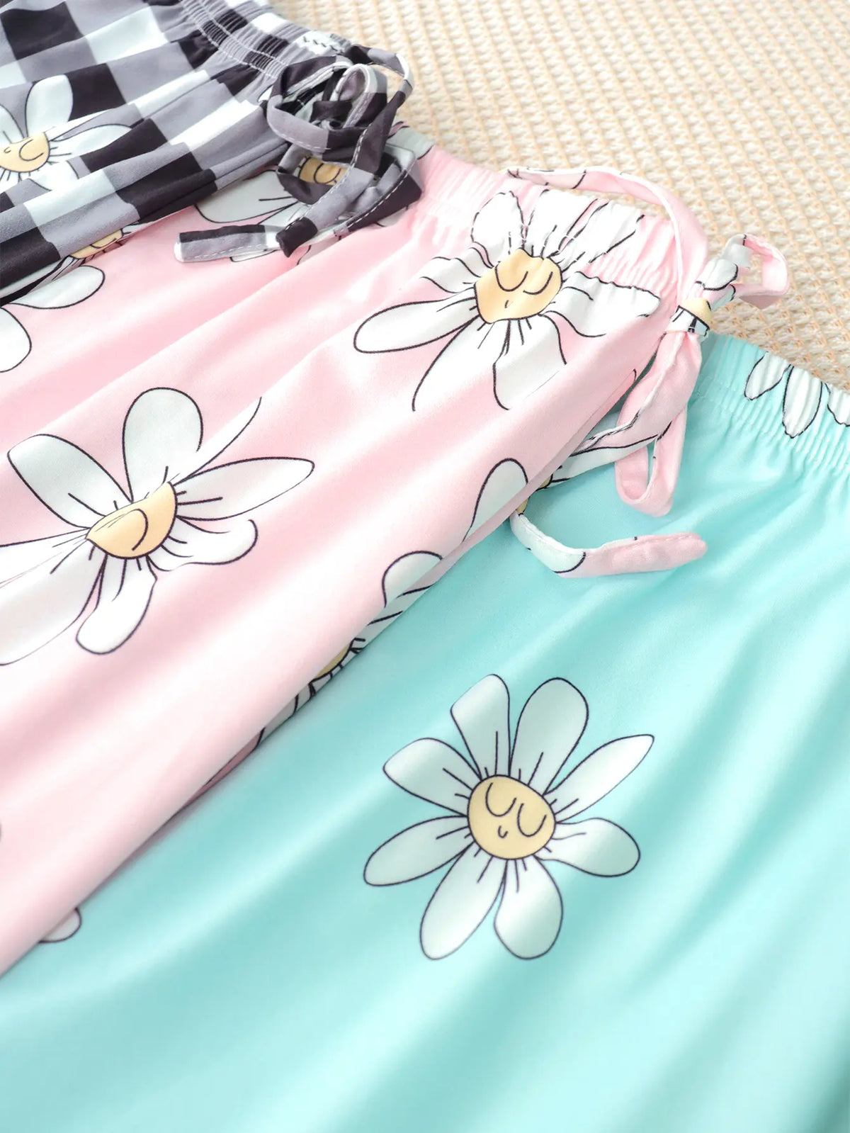 2026 Cute Summer 3 PCS Set Per Pack Sleeping Pants Women's Soft Drawstring Elastic Waist Loose Cute Heart Knit Causal Pajamas Trousers Red PJ Bottom Comfort Loungewear  Fabric Casual Floral Pajama Set pantalón  pijama matching pants pjs pants  pyjama