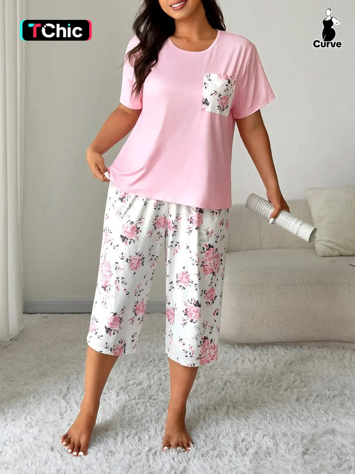 Plus Size Floral Print Tee & Capri Pants Pyjama Two-Piece Set, Casual Comfy Round Neck Short Sleeve T-Shirt & Trousers, PJ Set, Women's Sleepwear for Summer